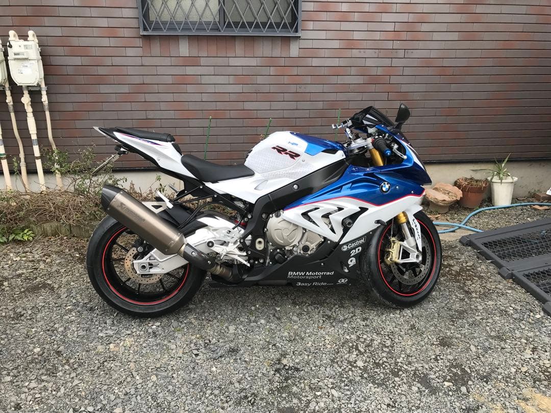 ＢＭＷS1000RRマフラー2015~2016アクラポビッチ