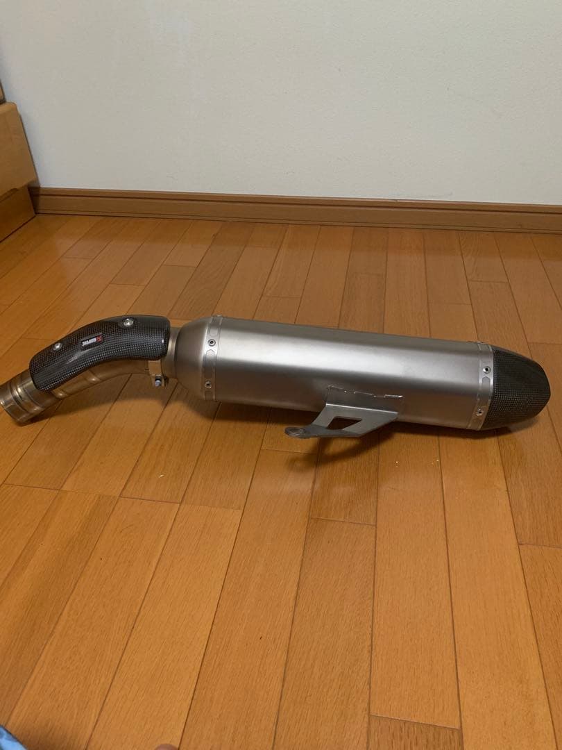 ＢＭＷS1000RRマフラー2015~2016アクラポビッチ