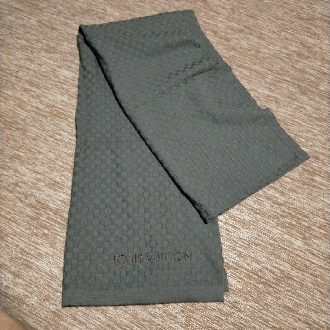 たつみさんルイヴィトンマフラー