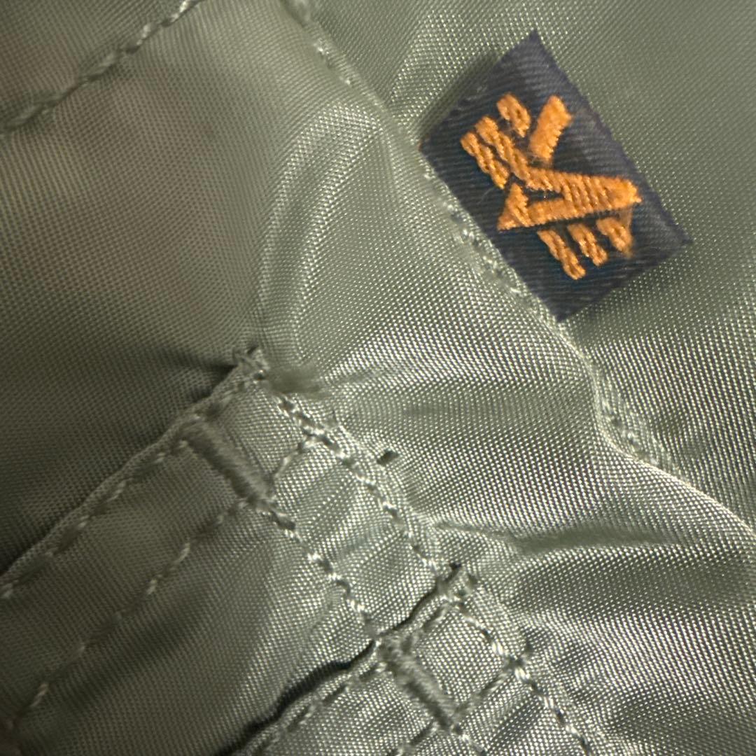 Nike MA-1 フライトジャケット オリーブグリーン