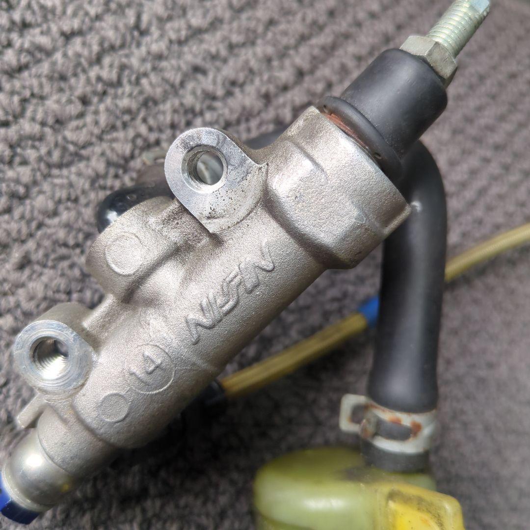 ベルリンガー2ポッドキャリパー84mm ホース リアマスター付