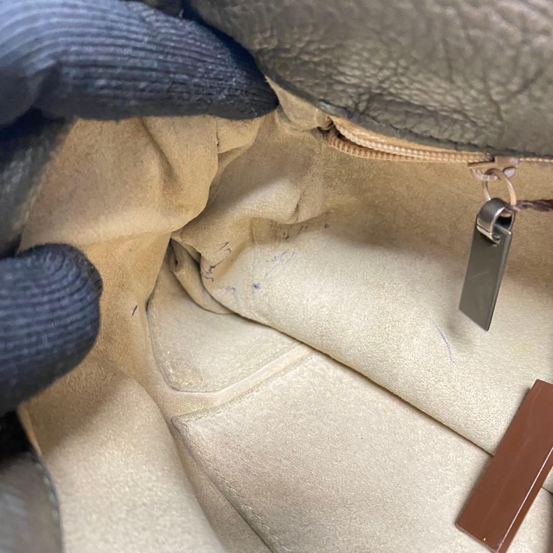 ボッテガヴェネタ レザーショルダーバッグ ブラウン ロゴ入り bottega