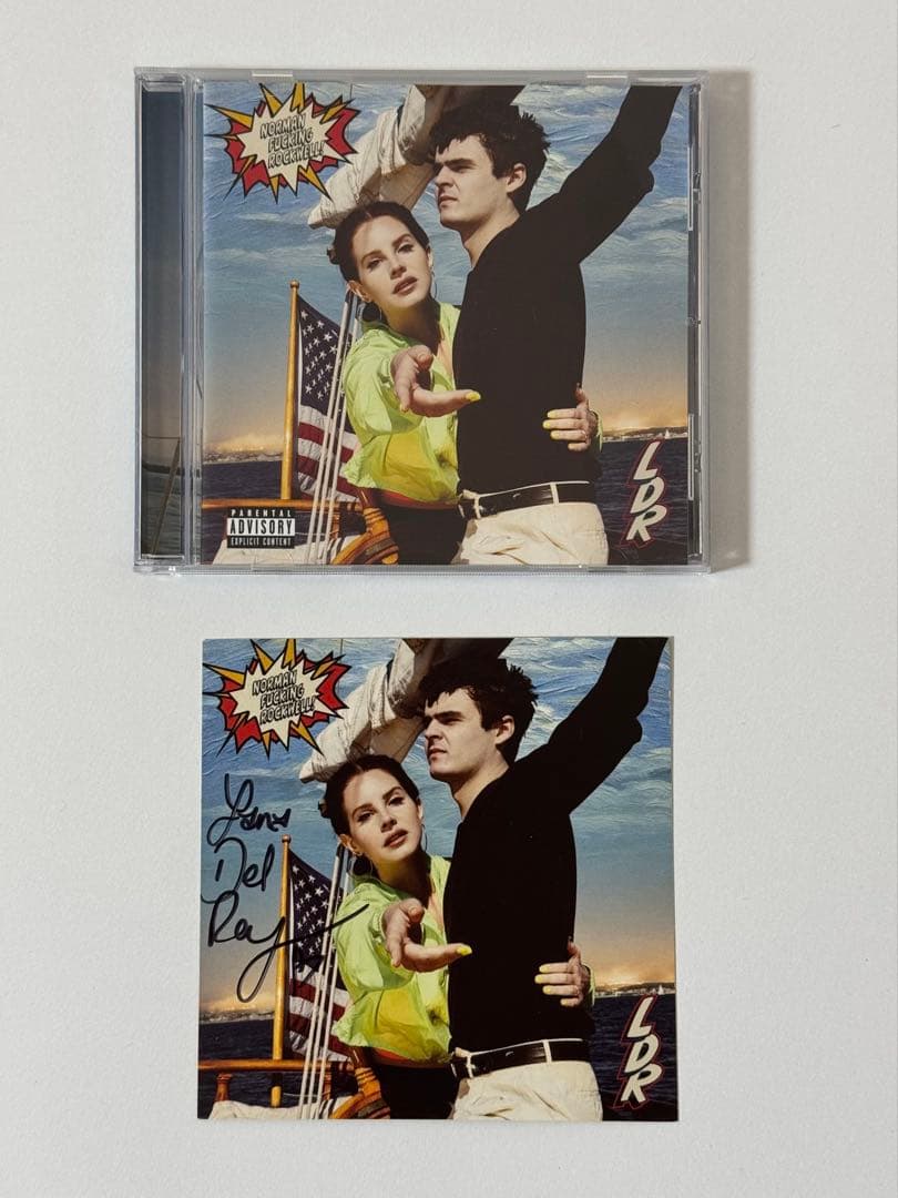 Lana Del Rey　直筆サイン入りCD　ハート付き　超希少