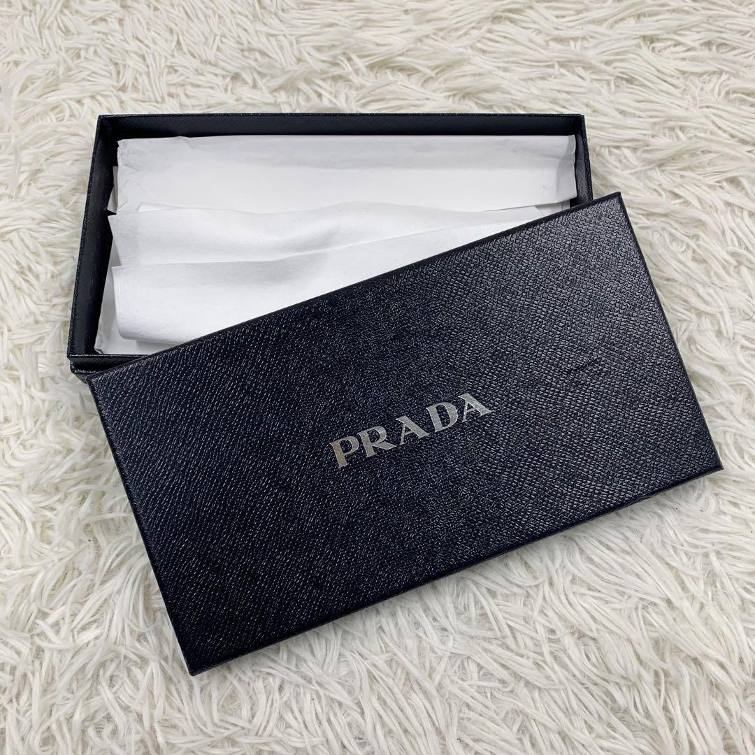 【✨極美品✨】プラダ 長財布 ラウンドジップ 三角ロゴ サフィアーノ ブラック