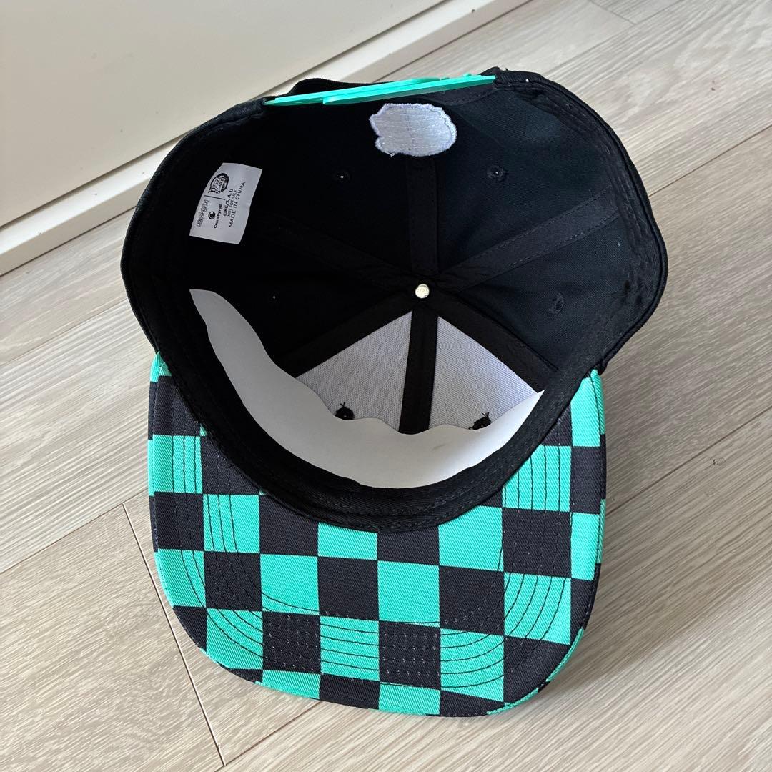 【新品、未使用】　鬼滅の刃✖️ドジャース　コラボ　キャップ