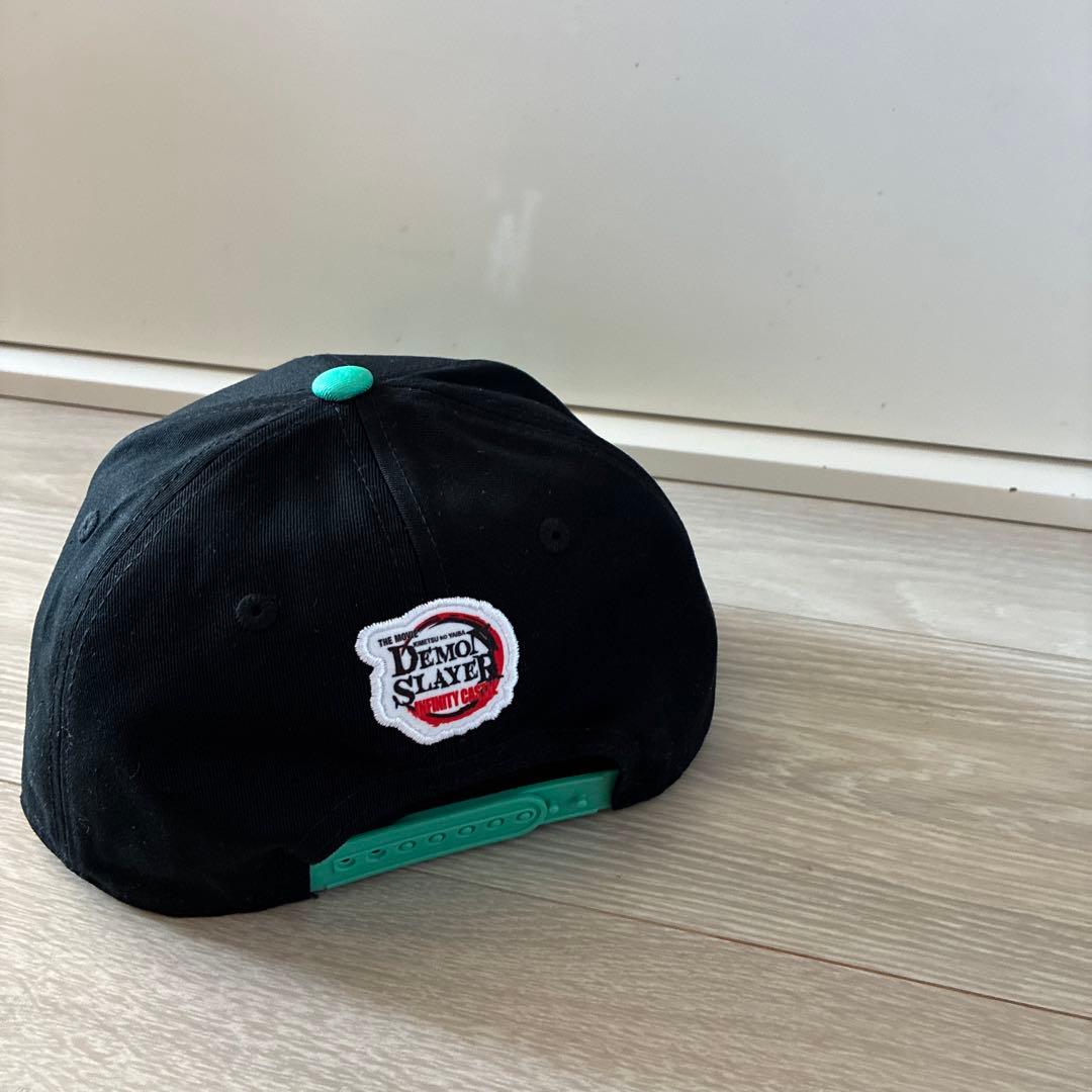 【新品、未使用】　鬼滅の刃✖️ドジャース　コラボ　キャップ
