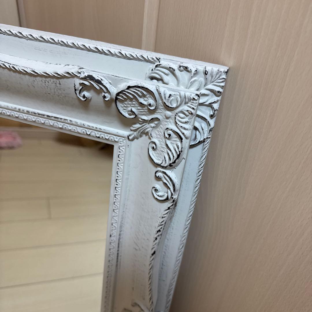 アンティーク壁掛け鏡　55cm65cmホワイト　ミラー　ウォールミラー