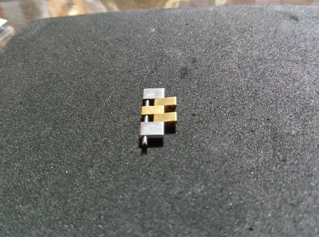 ロレックスＫ18コンビベルト　無垢　１コマ