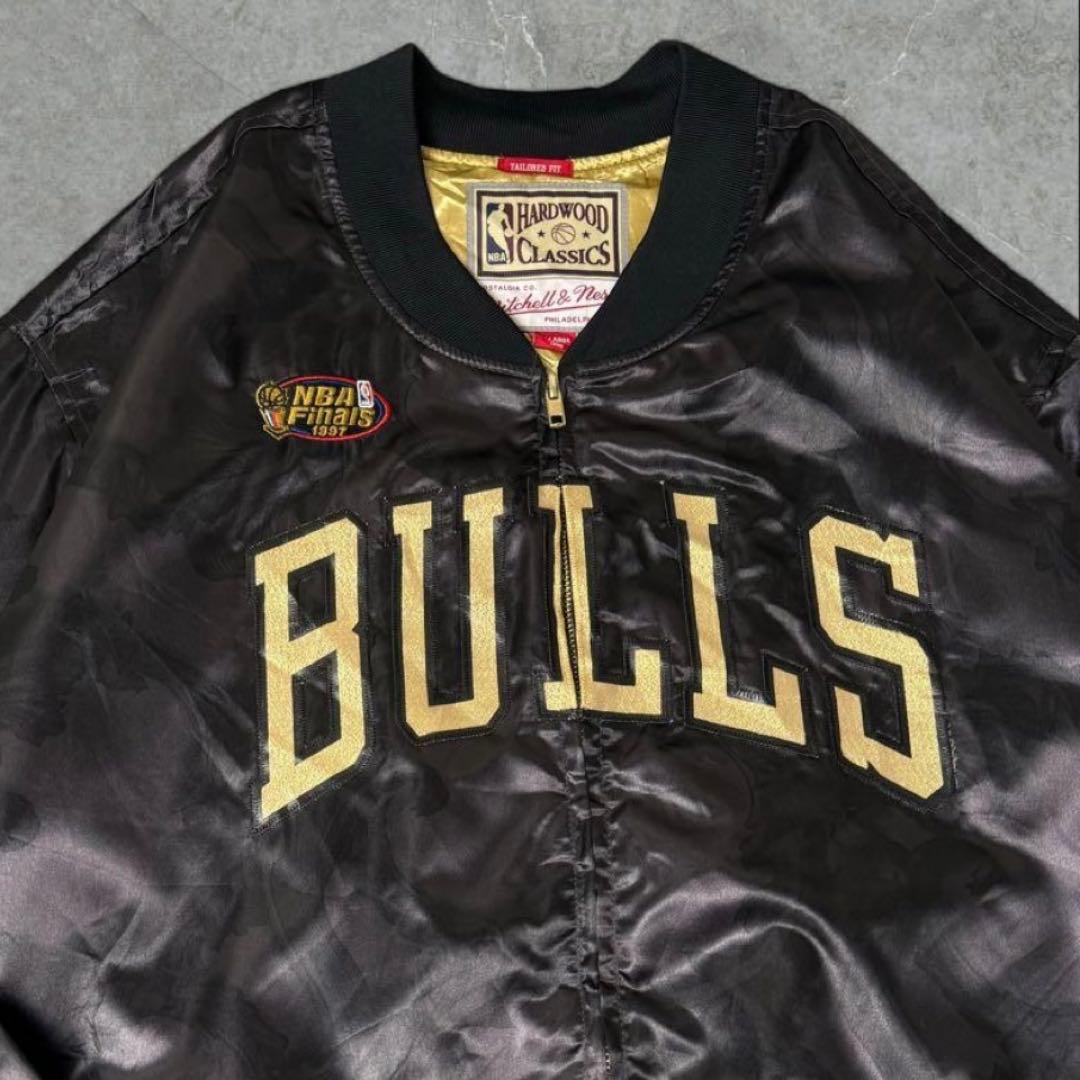 SALE！【美品】ミシェル&ネス　シカゴブルズ　スタジャン 4XL 記念モデル