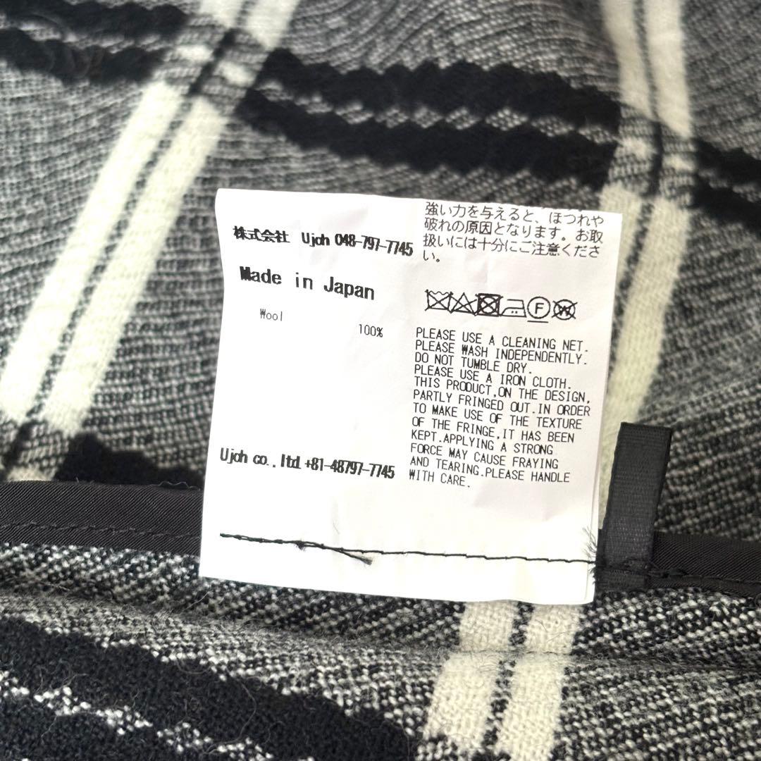 【美品】ウジョー Fringe Stole モノトーンチェック ポンチョ モード
