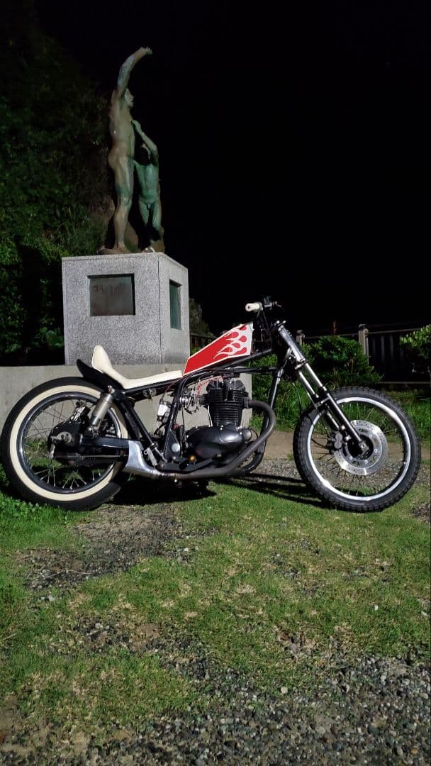 ハーレー　コフィン　プリズミック　タンク