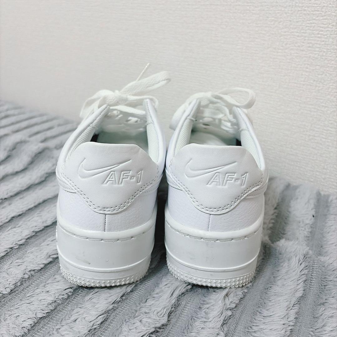 Nike Air Force 1 ホワイト厚底スニーカー　 厚底23．5cm