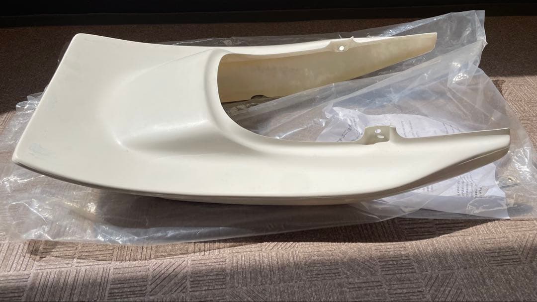 acp製 XJR400 4hm FRPハネテール