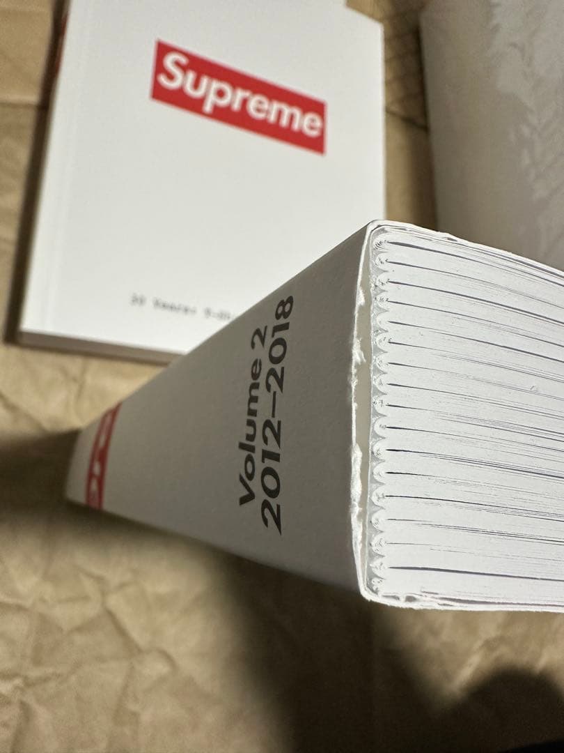 アート・デザイン・音楽 supreme 30 years t-shirts 1994-2024 book