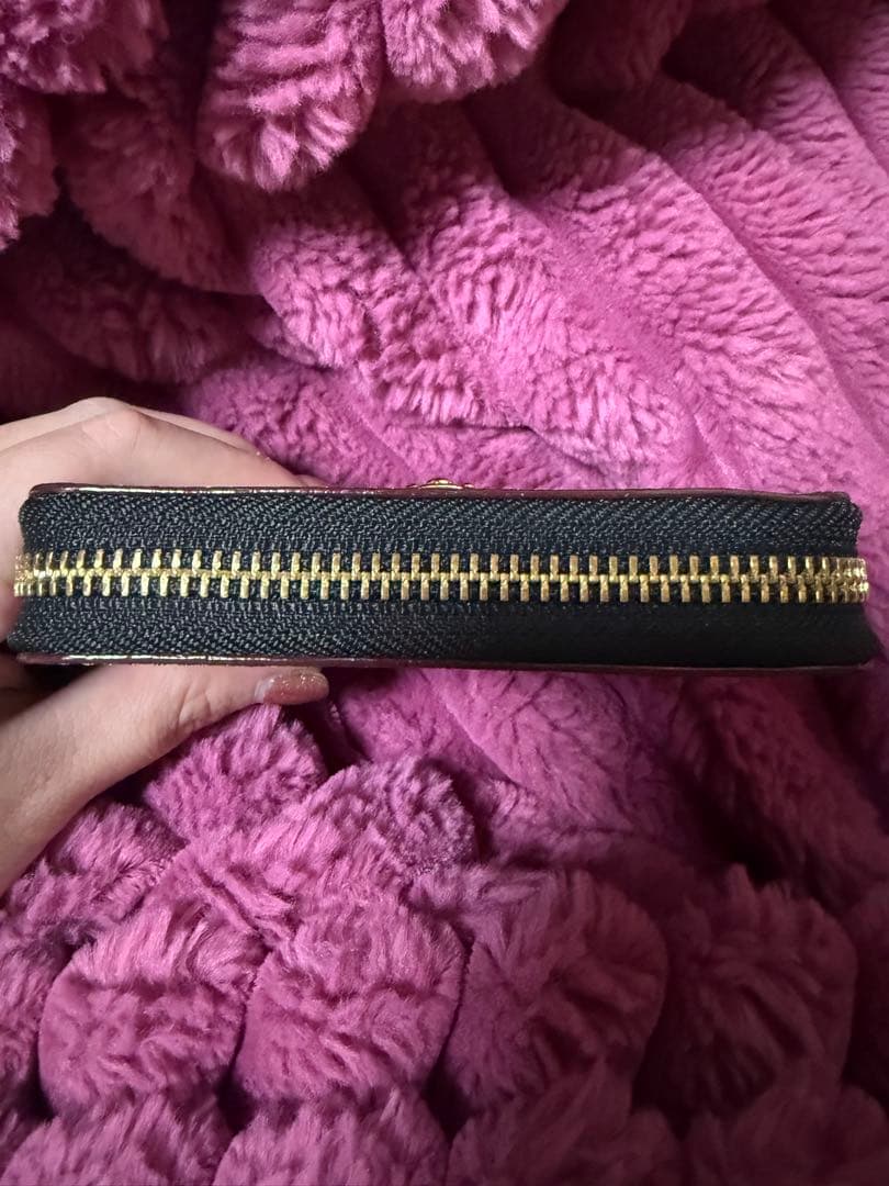 ［SALE中］Vivienne Westwood ヴィヴィアン 二つ折り財布