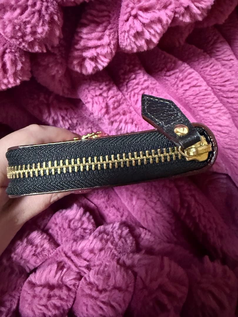 ［SALE中］Vivienne Westwood ヴィヴィアン 二つ折り財布