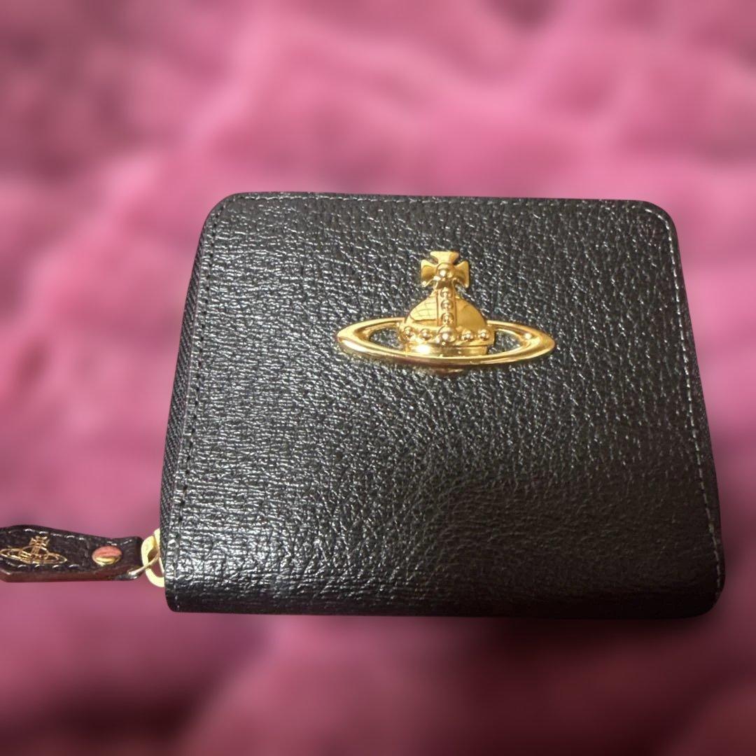 ［SALE中］Vivienne Westwood ヴィヴィアン 二つ折り財布