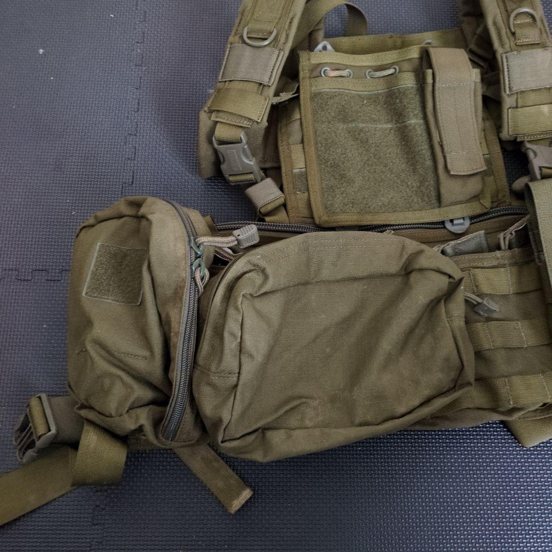 ブラックホーク チェストリグ ポーチ付き