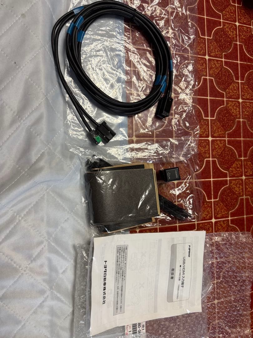 トヨタ純正　hdmi USB ケーブル　086B0-00050 新品