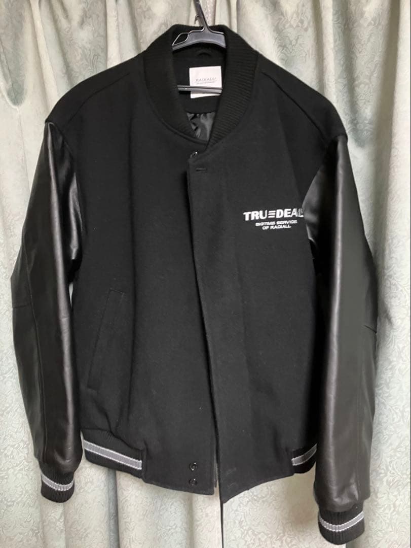 ゆう！ラディアル スタジャン ブラック