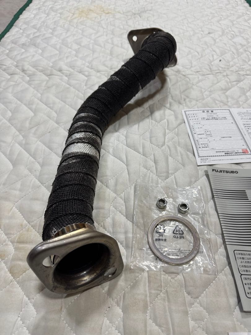FUJITSUBO エキマニ・フロントパイプ　スイフトスポーツ　zc33s