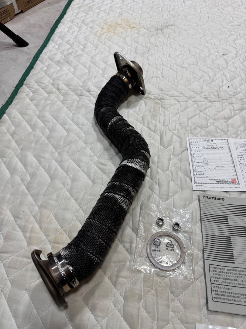 FUJITSUBO エキマニ・フロントパイプ　スイフトスポーツ　zc33s