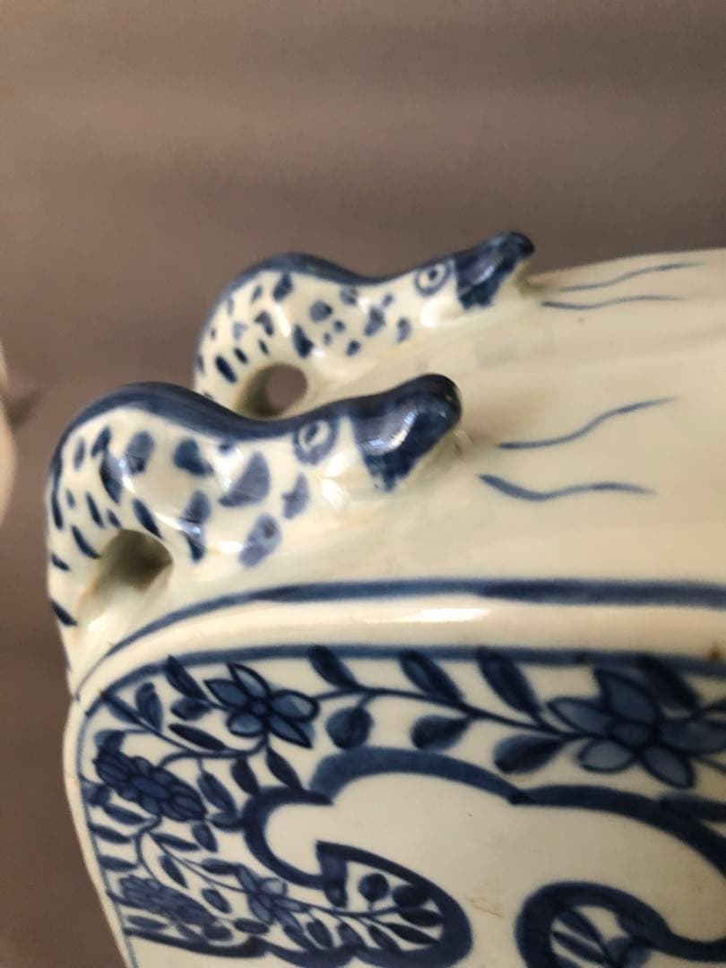 E*T様 中国陶器　青花　雲龍紋　壺　花瓶