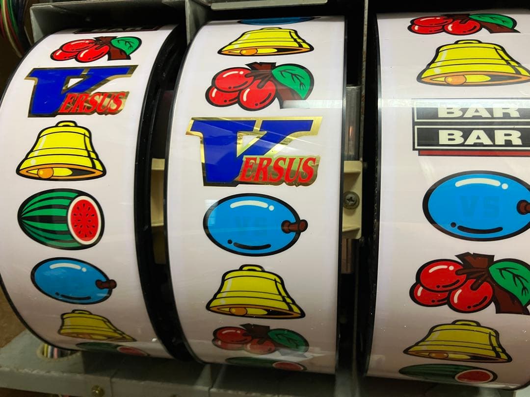 パチスロ実機　4号機　バーサス