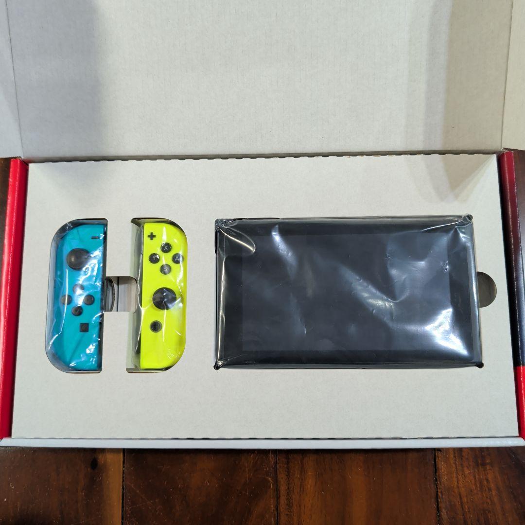 Nintendo Switch 本体 青と黄のジョイコン