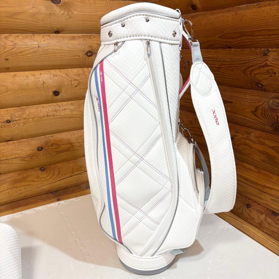 【美品】ゼクシオ XXIO 軽量 レディース キャディバッグ 2022