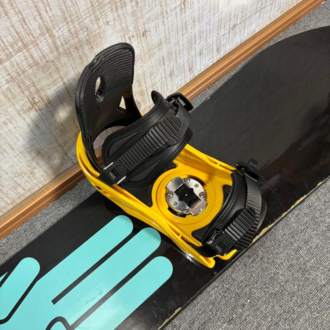 【送料無料】BATALEON スノーボードセットブーツ265ケース付き