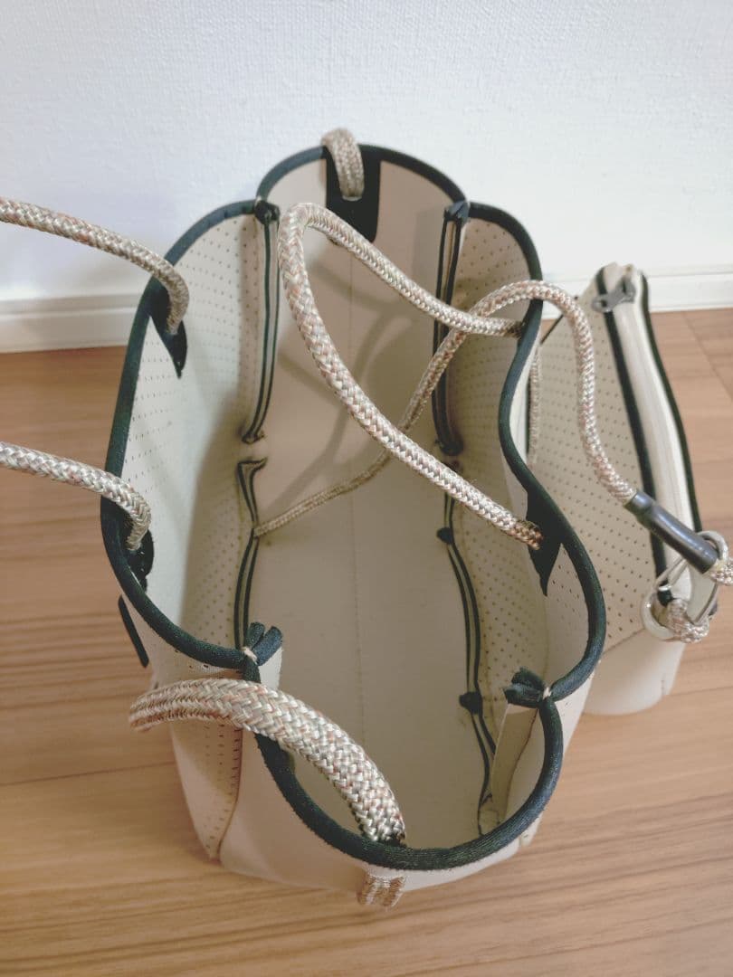 STATE OF ESCAPE トートバッグ グレージュ