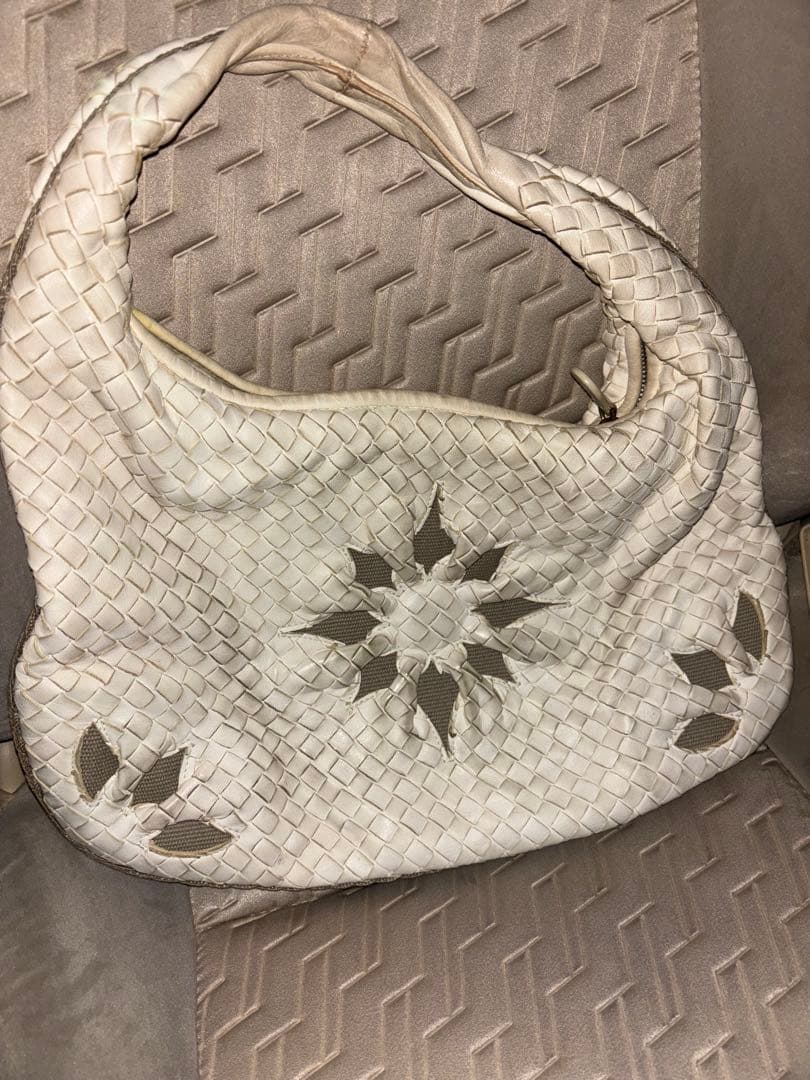 ボッテガ　イントレチャート　ホーボー　花柄　ショルダーバッグ