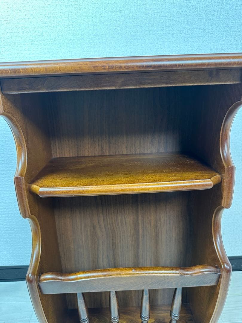 カリモク コロニアル マガジンラック サイドテーブル 飾り棚 花台 ※i4-2※