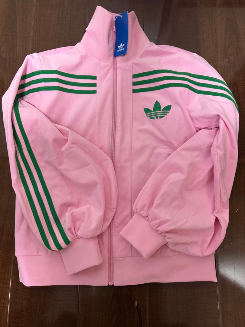 新品　未使用adidas ピンク フルジップジャケット