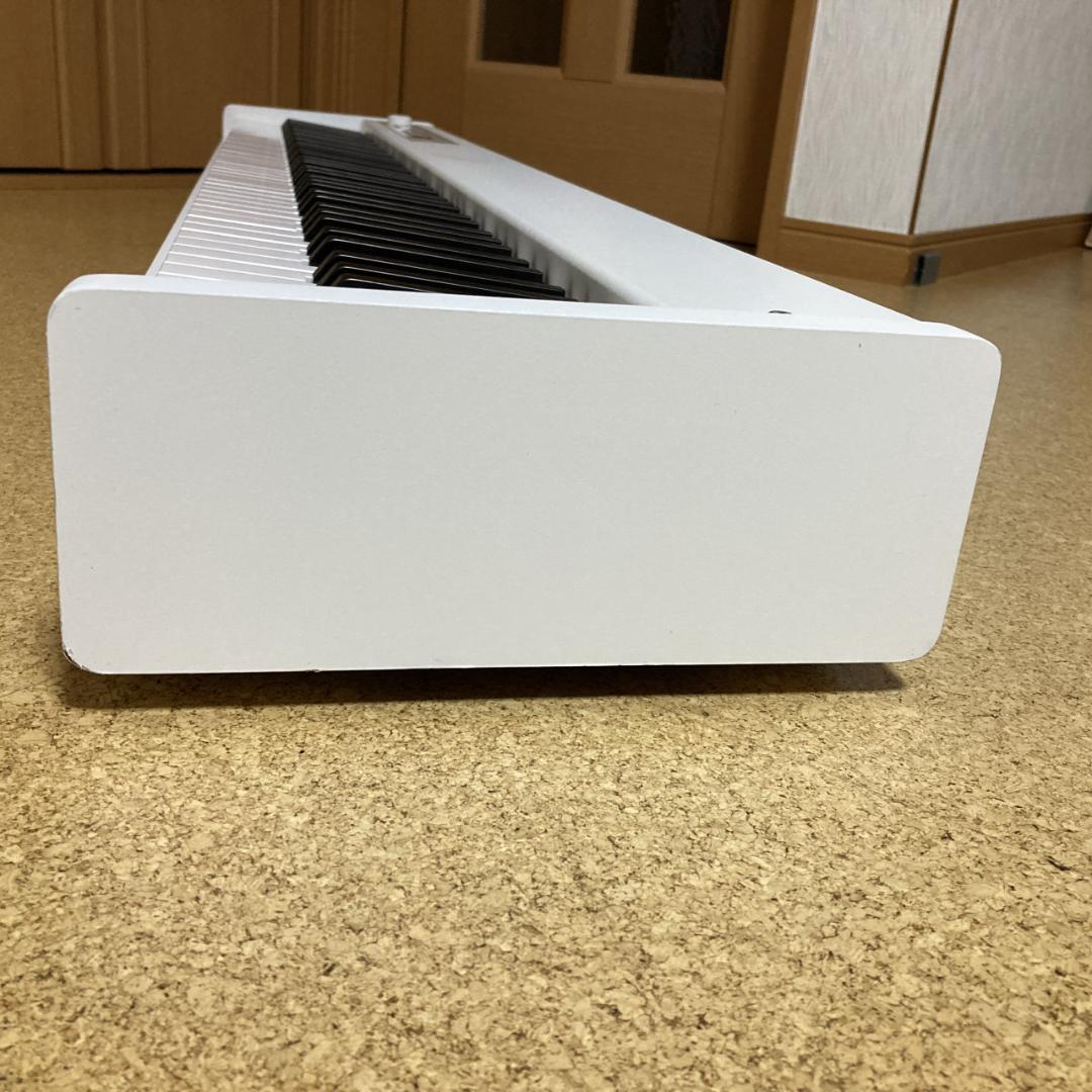 【美品】KORG D1 88鍵盤 電子ピアノ 白 ホワイト コルグ