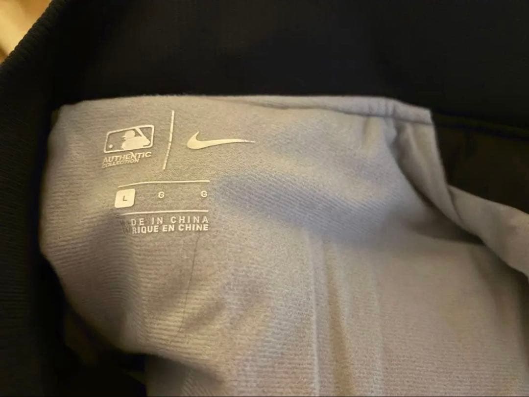 読売ジャイアンツ グランドコート 2023年