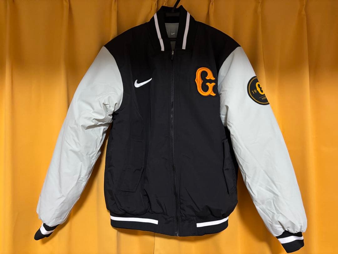 読売ジャイアンツ グランドコート 2023年