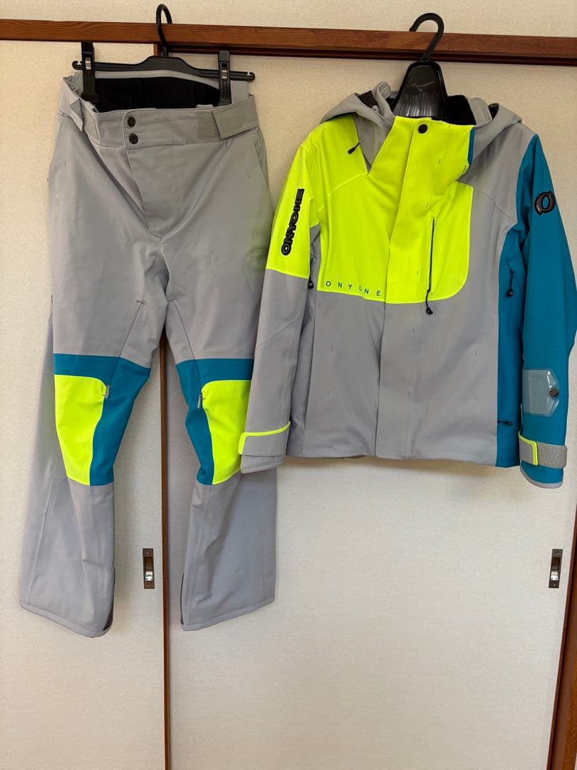 オンヨネスキーウェア上下SSーSホームクリーニング済ONYONE\ミズノ