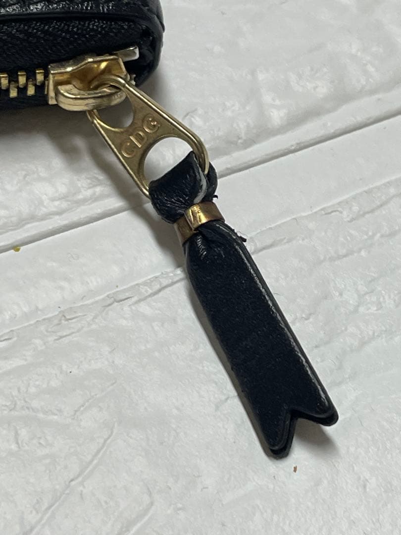 コムデギャルソン COMME des GARCONS ラウンドファスナー折財布❤︎