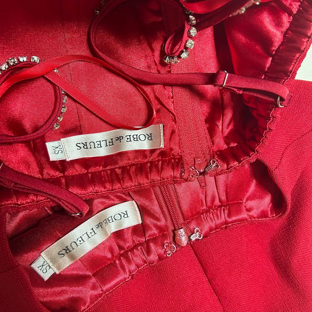 sugar 赤いビジュー付きクロップトップセット