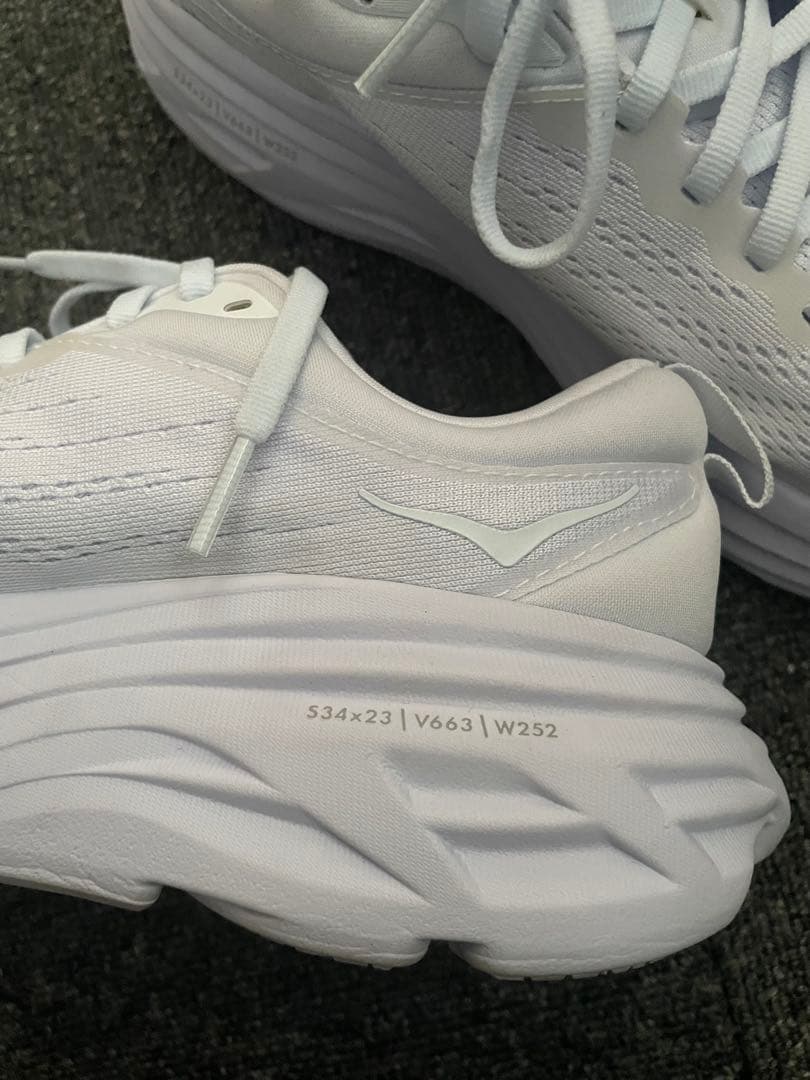 週末価格 HOKA ONE ONE ホカオネオネ BONDI 8 ボンダイ8