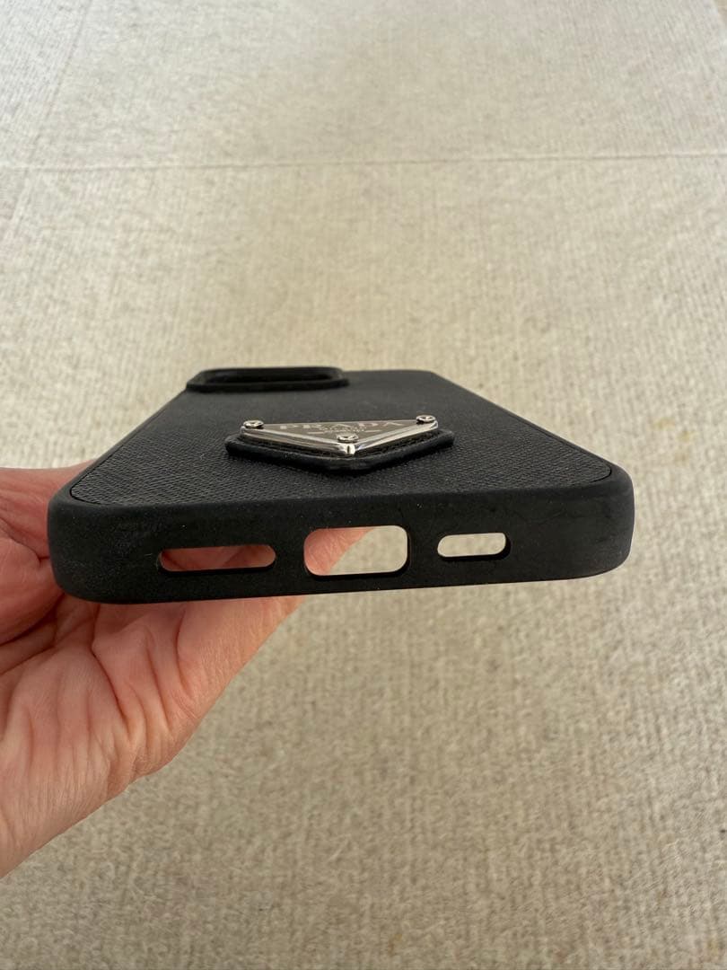 PRADA ブラック iPhoneケース 吉野北人