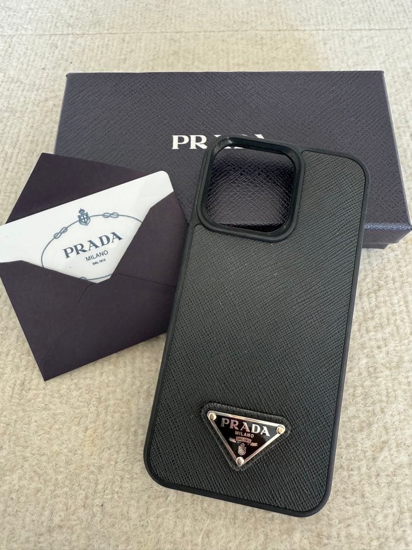 PRADA ブラック iPhoneケース 吉野北人