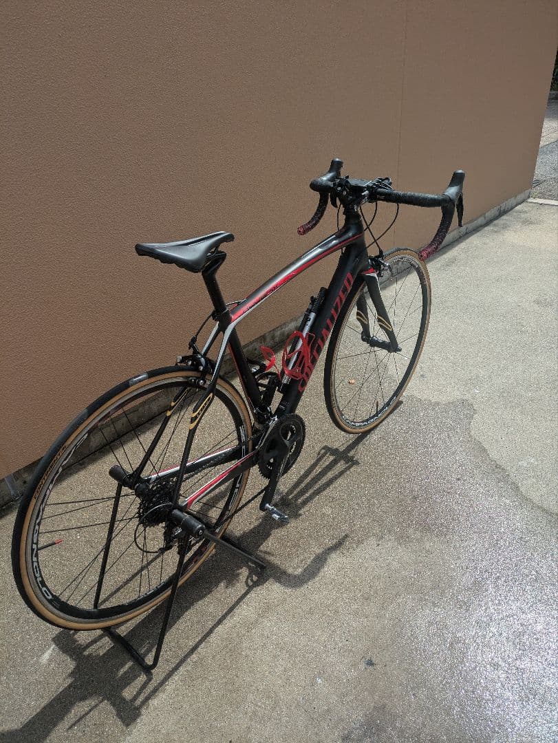 Specializedロードバイク ブラック/レッド　カーボン　105