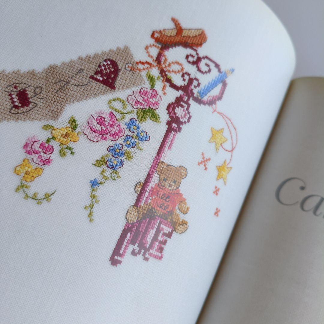 クロスステッチ　洋書　ヴェロニクアンジャンジェ　図案本