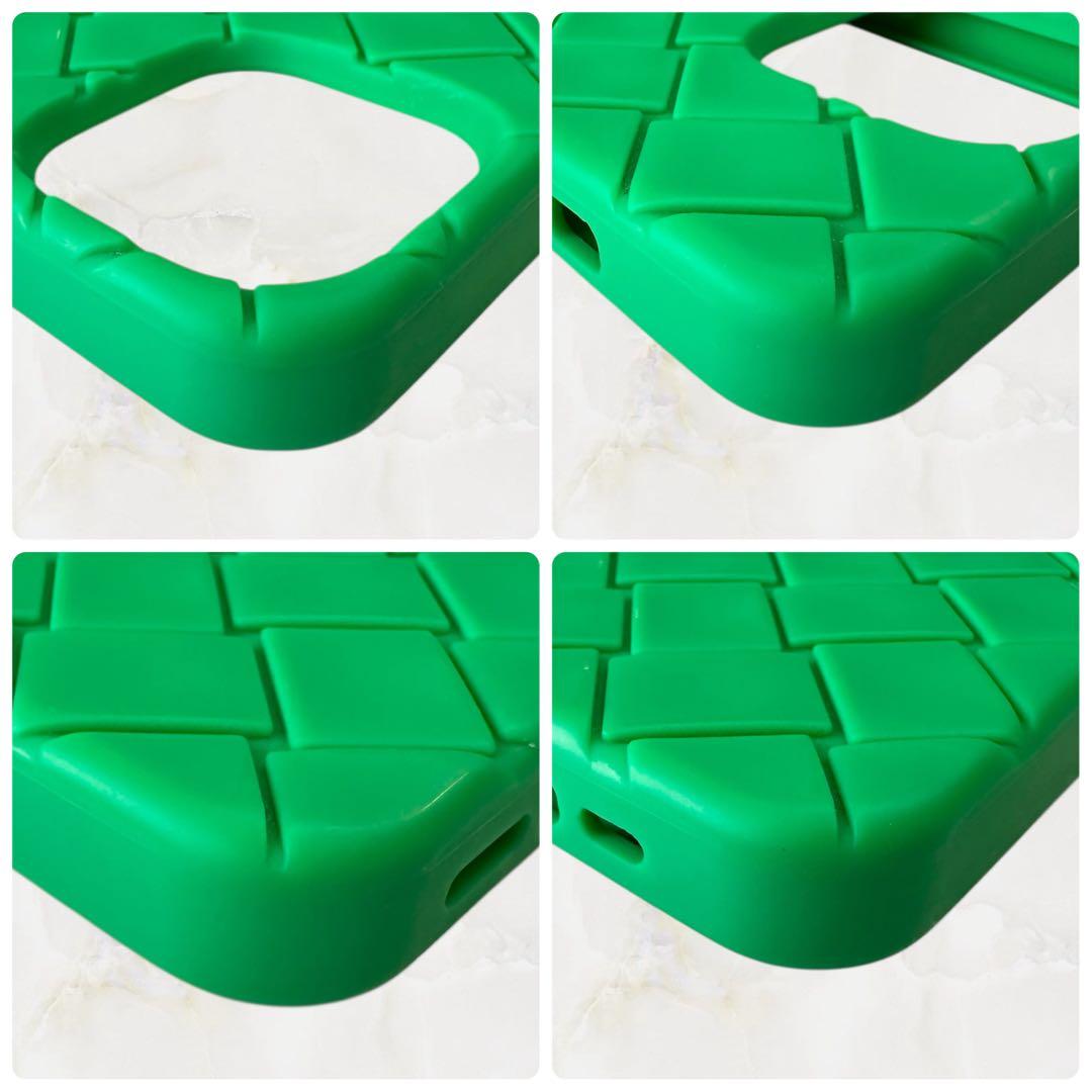 【美品】ボッテガヴェネタ iPhone14Pro イントレチャート ラバー