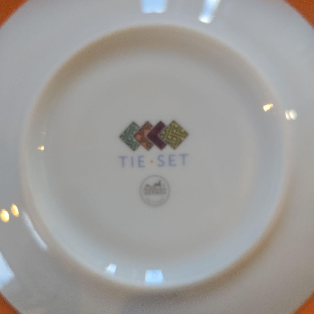 未使用　HERMES　プレート　皿2枚セット　TIE SET 箱付き