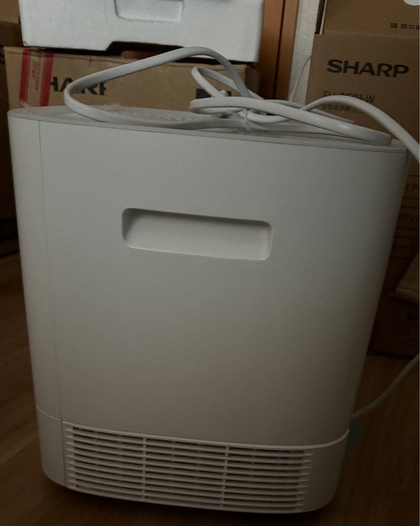 美品 説明書箱梱包材付 シャープ 衣類乾燥除湿機(CV-P60-W)2022年製