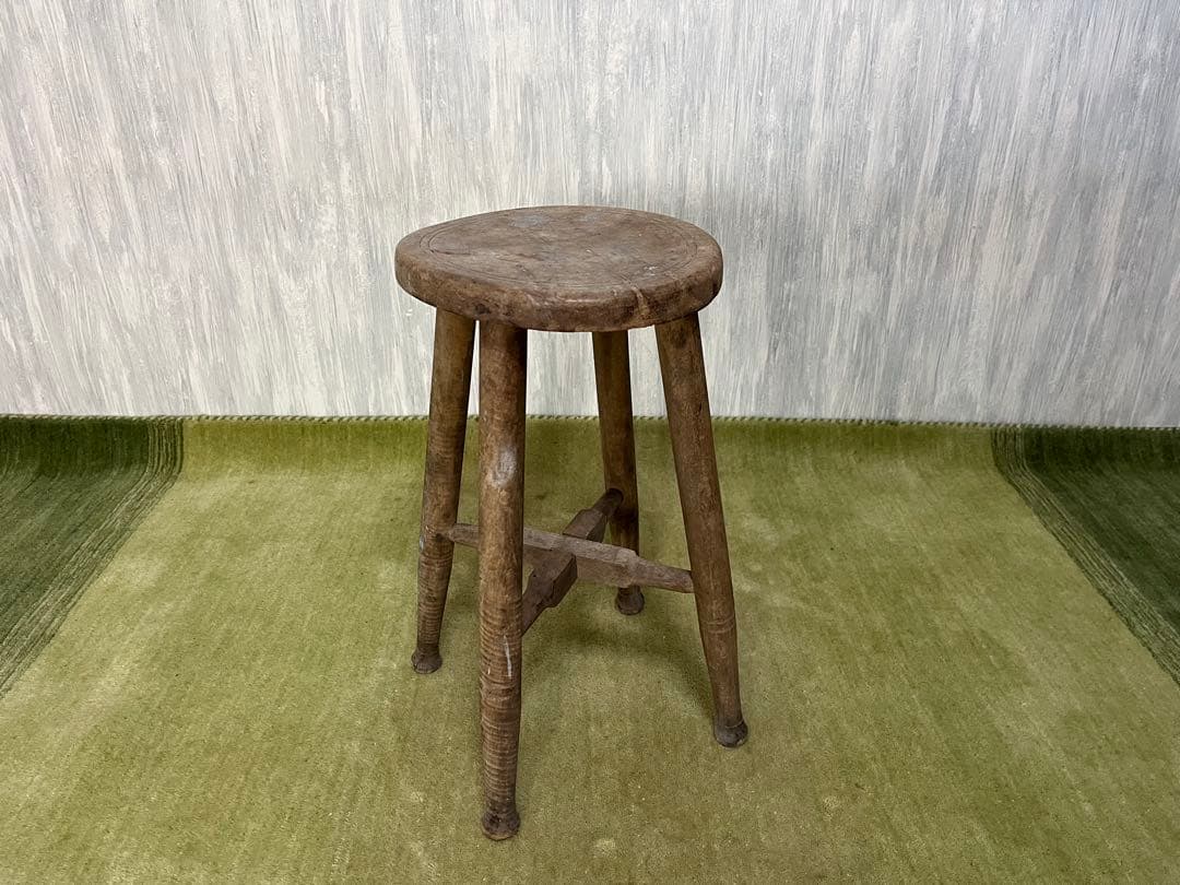 木製スツール 4本脚 円形座面